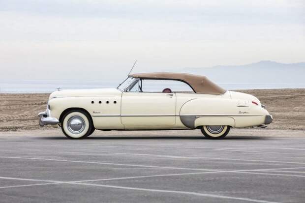 Кабриолет Buick Roadmaster 1949 года выпуска из фильма «Человек дождя» продан на аукционе