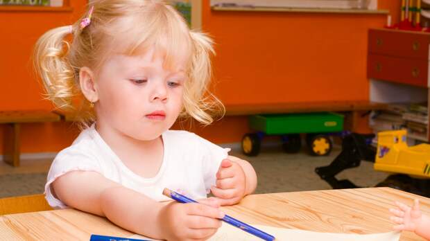 Психологи объяснили, как развить в ребёнке талант художника