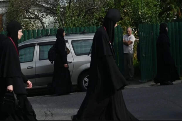 В Черниговской области выселили из келий монахинь женского монастыря УПЦ