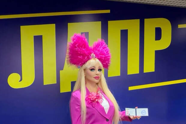 Певица Татьяна Тузова стала членом ЛДПР