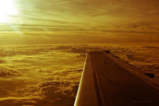 Through an Airplane Window 50 Мир из иллюминатора