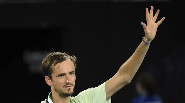 Сборная России по футболу поддержала Медведева перед финалом Australian Open