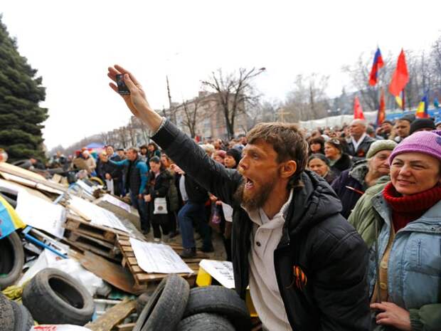 Луганск, 14 апреля 2014 года
