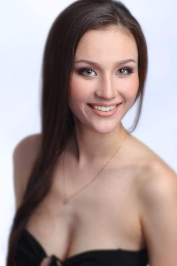 красивая сахалярка Анастасия Санитарова - модель, Краса Якутии 2011. фото