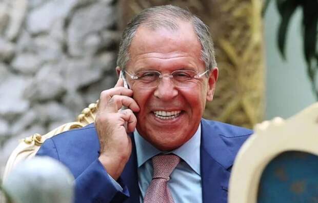 Остаются считанные недели до отставки нынешнего правительства РФ. Далее – инаугурация Путина, а после состоятся новые назначения.