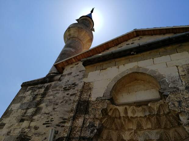 Почему и зачем: кто и когда построил первую мечеть в Крыму