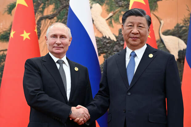 Путин в шутку заявил, что думал, что в Китае все говорят по-русски