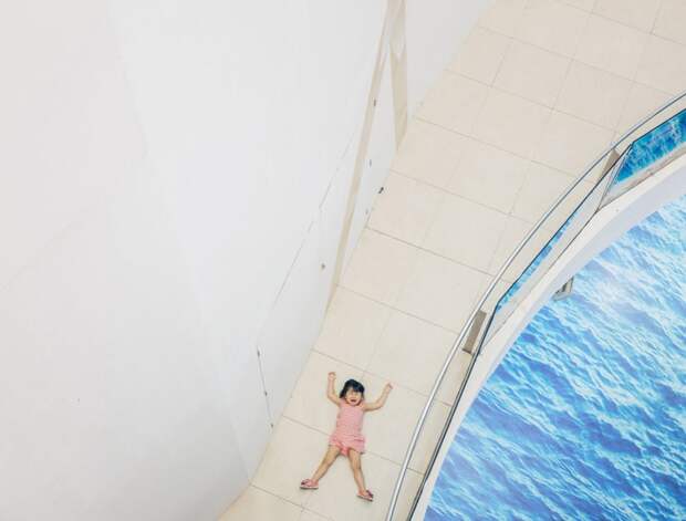 Капризная девочка