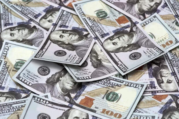 Житель США выиграл в лотерею миллион долларов после покупки жареной курицы