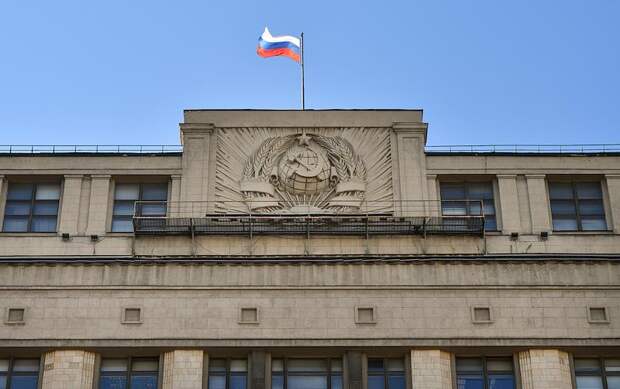 Названы возможные сроки запрета билетов банка приколов в России