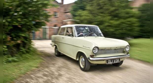 Ричард Хаммонд собирается восстановить один из своих автомобилей