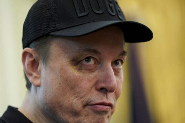 Илон Маск назвал правительство Великобритании фашистским