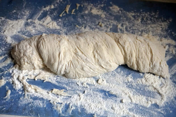 Хлеб крученый без замеса (по рецепту Любови Ивановны (Смольки)) и пирог-пицца