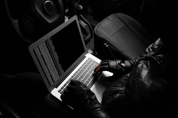 Reuters: в 2023 году хакер угрожал слить материалы ФБР по делу Эпштейна