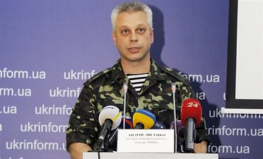 Большая часть колонны российской бронетехники уничтожена - СНБО Большая часть колонны российской бронетехники уничтожена - СНБО