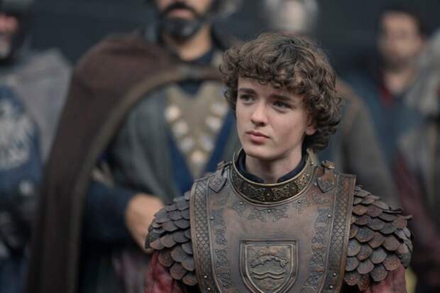 Archie Barnes as Oscar Tully on House of the Dragon.