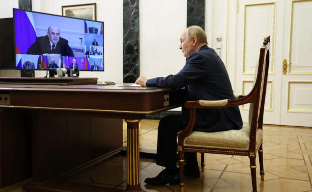 Полковник СВР: Я бы очень советовал президенту Путину не ехать в Будапешт