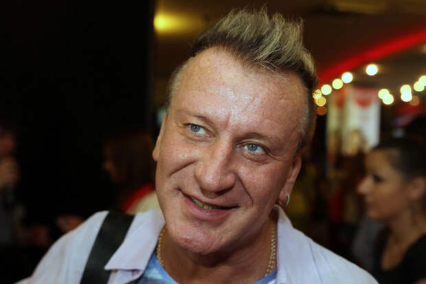 Пенкин вспомнил, как работал дворником и подметал двор с внуком Брежнева