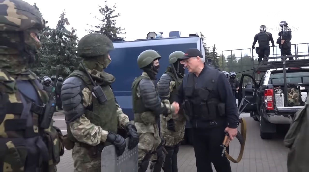 Оранжад как средство воспитания правителей