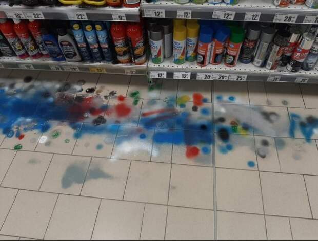 Примеры человеческого свинства на снимках