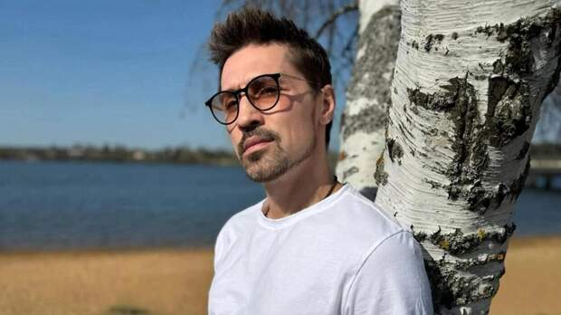 «Я твой номер один» снова в чартах: Дима Билан увеличил новогодний гонорар до 10 миллионов рублей