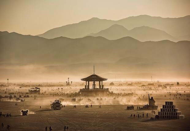 Впечатляющие снимки с фестиваля Burning Man