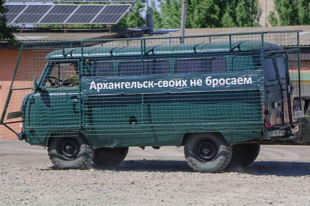 В ЛНР прибыла первая партия груза для бойцов из Архангельской области