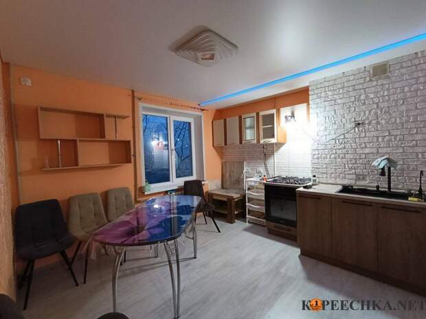 4-х комнатная квартира с ремонтом возле моря Тульский пр-т в Мариуполе - 5 000 000 руб