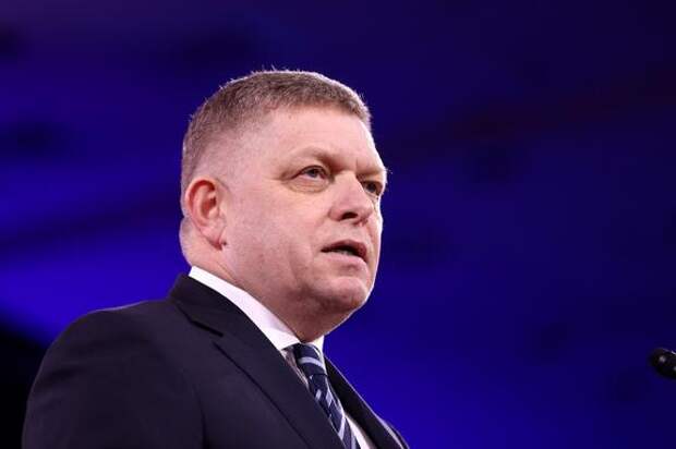 Фицо заявил, что Зеленский никогда не пустит нефть по трубопроводу «Дружба»