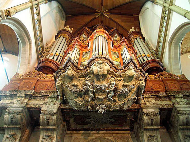 Самая старая церковь Амстердама