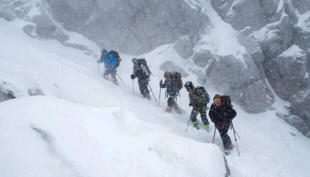 “Разрезали палатку и в панике побежали”: что погубило пропавших туристов на Камчатке