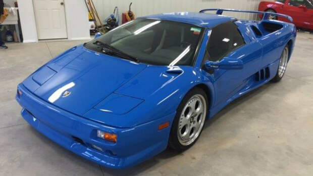 Lamborghini Diablo Дональда Трампа продали за 460 тысяч долларов