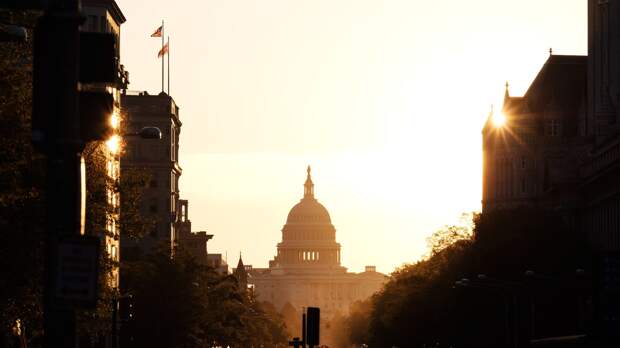 «Тактическая пауза» в войне США и Ирана: капитуляция Трампа и давление Тегерана