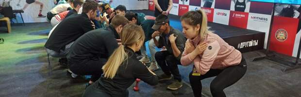 Выдача стартовых пакетов марафонцам в Алматы проходит в формате праздника