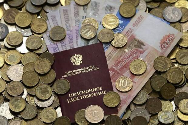Соцфонд пересчитает пенсии работающим пенсионерам
