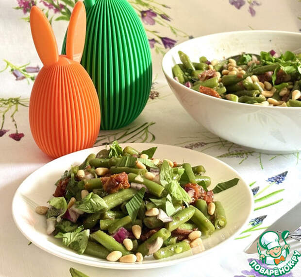 Салат из маринованной стручковой фасоли