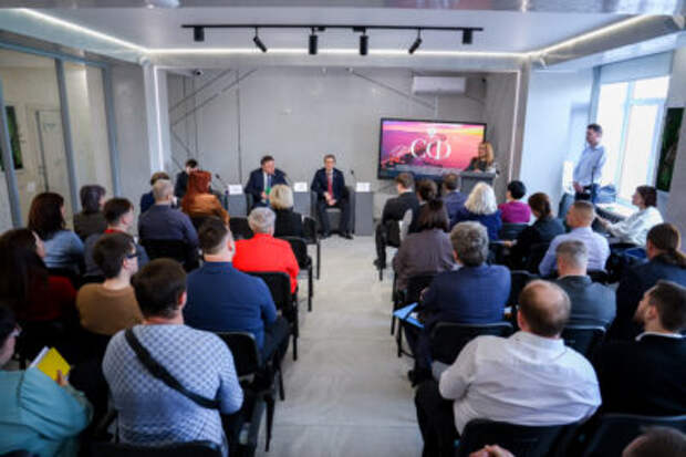 Светлана Лужецкая приняла участие во встрече членов Совета Федерации с крымским бизнесом