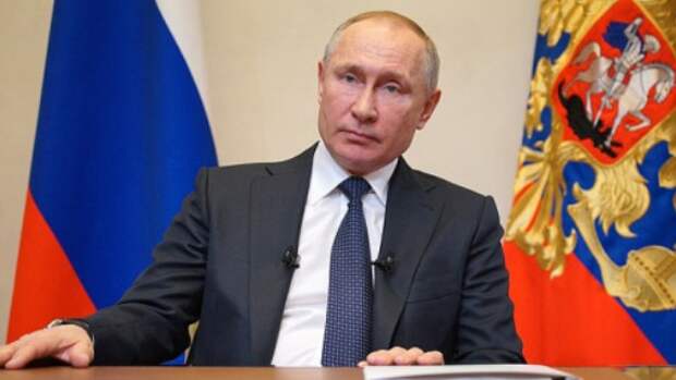 Эксперты: популизм Путина доведет Россию до опустевших магазинов и продуктов по карточкам