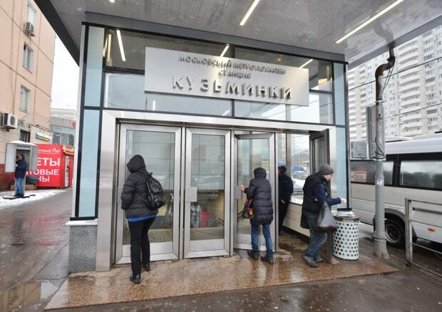 Пока на одном из эскалаторов заменяют аварийный тормоз / Фото: Александр Кочубей, архив газеты «Юго-Восточный курьер»