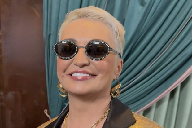 «Я загадала взаимную и счастливую любовь»: Катя Лель рассказала о главном желании в новом году и исчезновении бывшего мужа