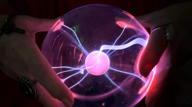 Психолог: Увлечение гаданиями выдает незрелость и детские модели мышления