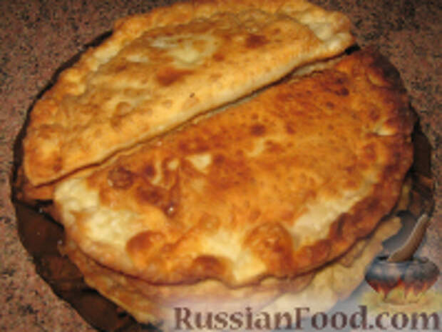 Фото к рецепту: Чебуреки с мясом