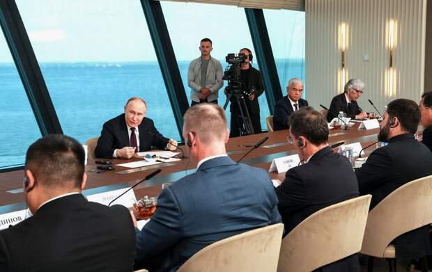ИноСМИ не смогли подловить Путина на личной встрече. Товарооборот России с ЕС окончательно рухнул