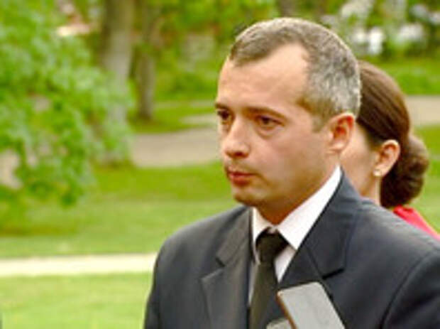 Командир экипажа Дамир Юсупов Командир экипажа Дамир Юсупов