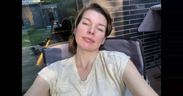 "Ты — центр нашей жизни". Милла Йовович показала редкое фото дочери в честь её дня рождения