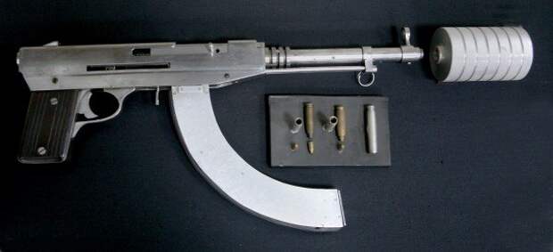 Пистолет-пулемет банды Толстопятовых. Фото: rg.ru