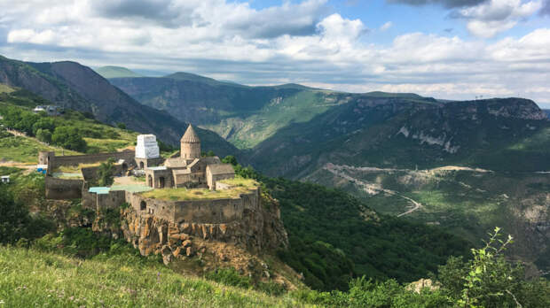 Кому же принадлежит территория Нагорного Карабаха? История края