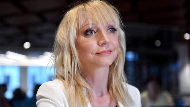 Кристина Орбакайте объяснила, почему сын не позвал ее на вечеринку в честь 30-летия