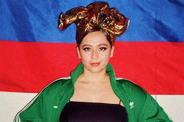 Манижа ответила на обвинения в эмиграции и предательстве: "Я оставалась и остаюсь в России"