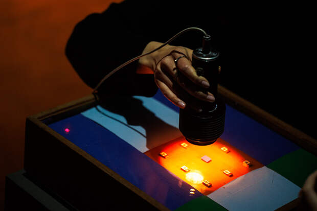 На выставке «Свет и Музыка. Экспериментальная эстетика СССР и новые медиа»